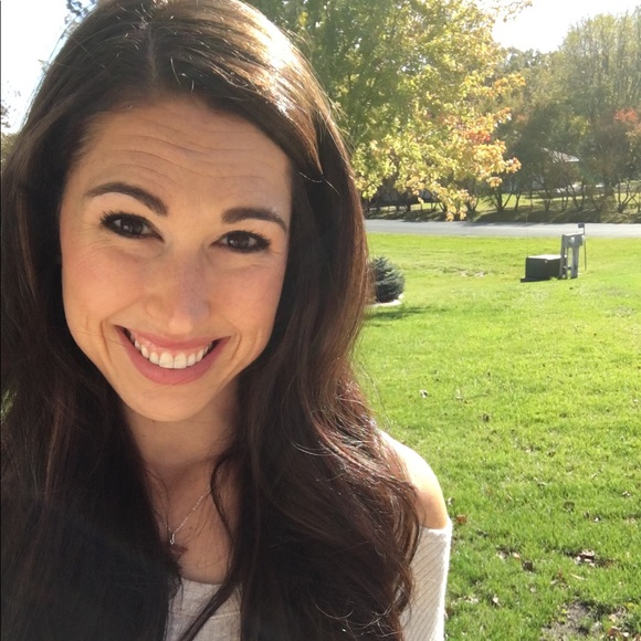 Meet your Posher, Molly - Picture 1 of 1